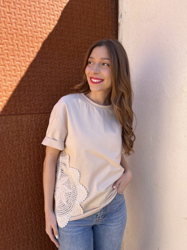 Camiseta Beige Crochet