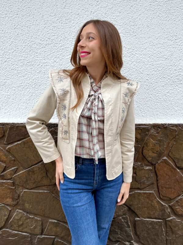 Chaqueta Elegance Beige - Imagen 2