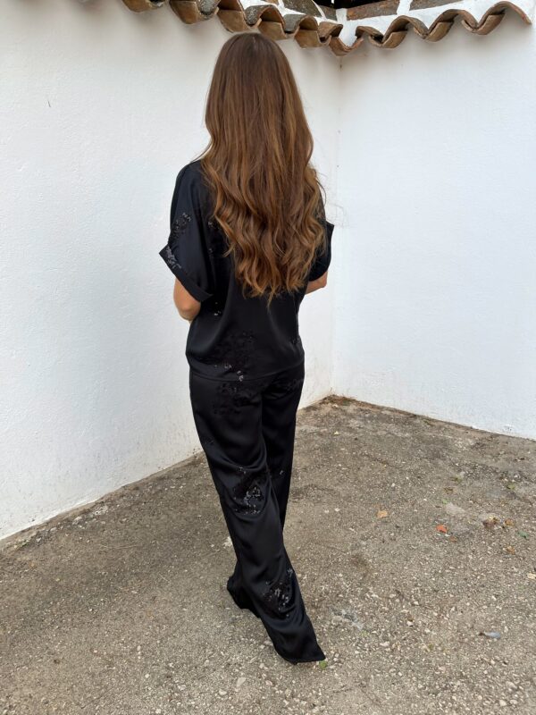Conjunto Moner Negro - Imagen 5