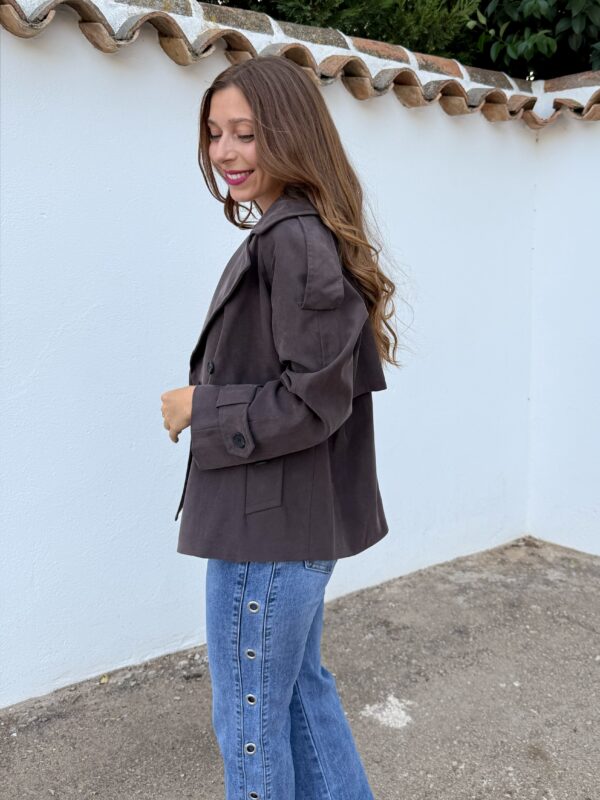 Trench Giulia Chocolate - Imagen 3