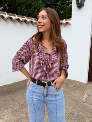 Blusa Volantes Burdeos
