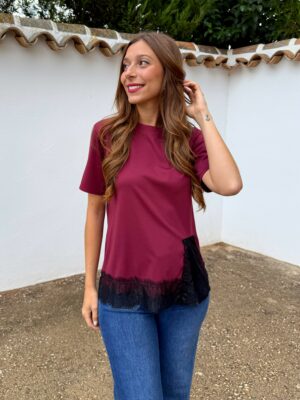 Camiseta Burdeos Encaje