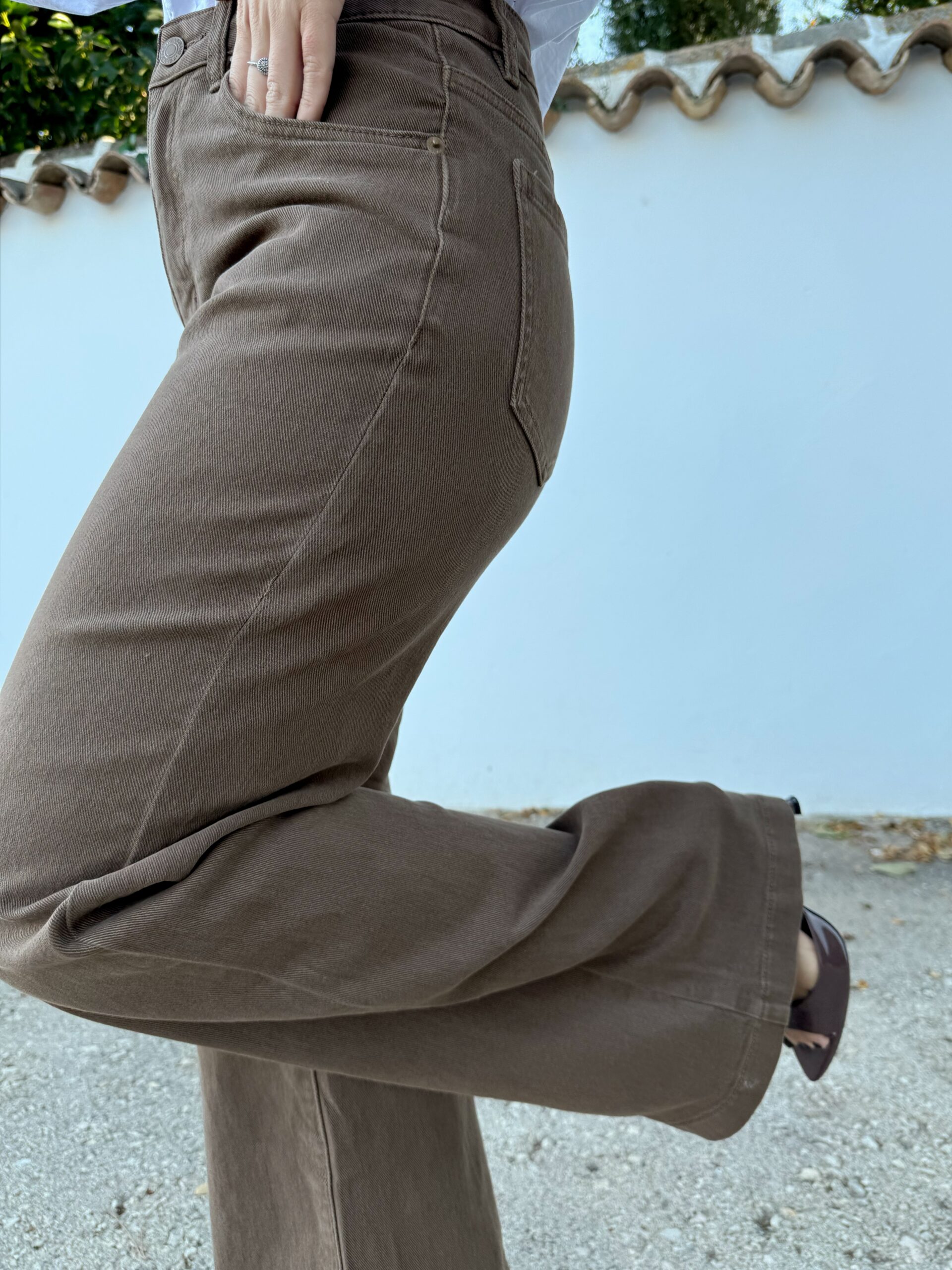 Pantalón Vaquero Camel Wide Leg - Imagen 2