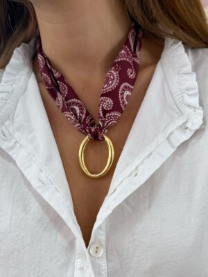 Collar Paisley Burdeos