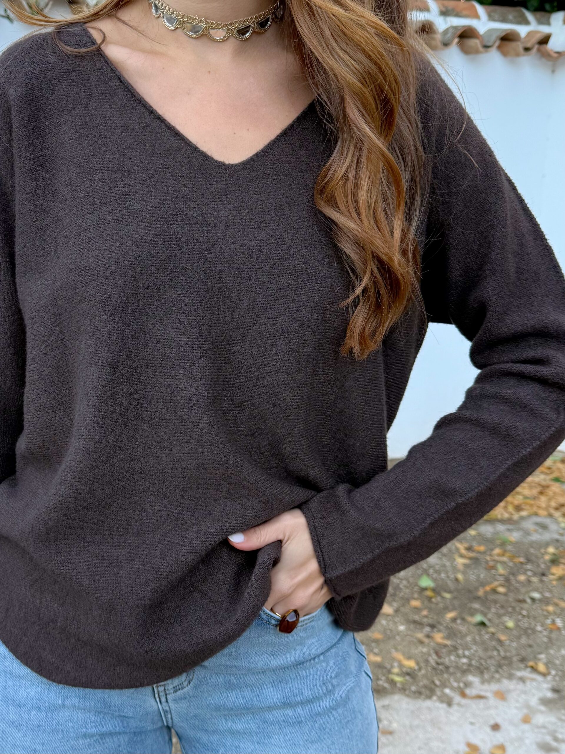 Jersey Cuello Pico Chocolate - Imagen 2