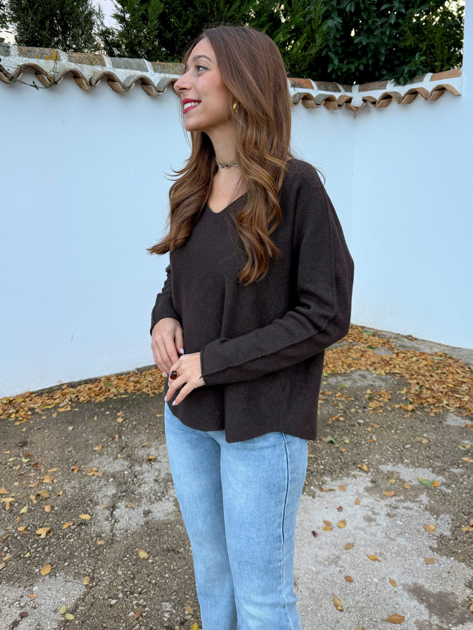 Jersey Cuello Pico Chocolate - Imagen 3