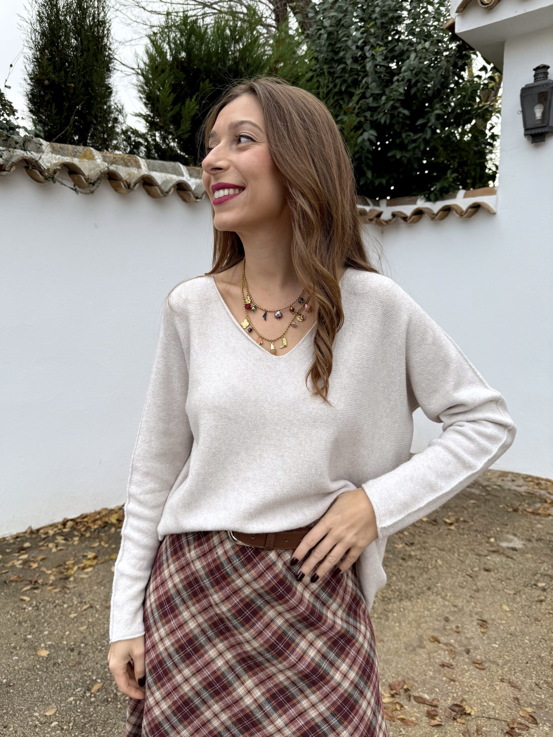 Jersey Cuello Pico Beige - Imagen 4