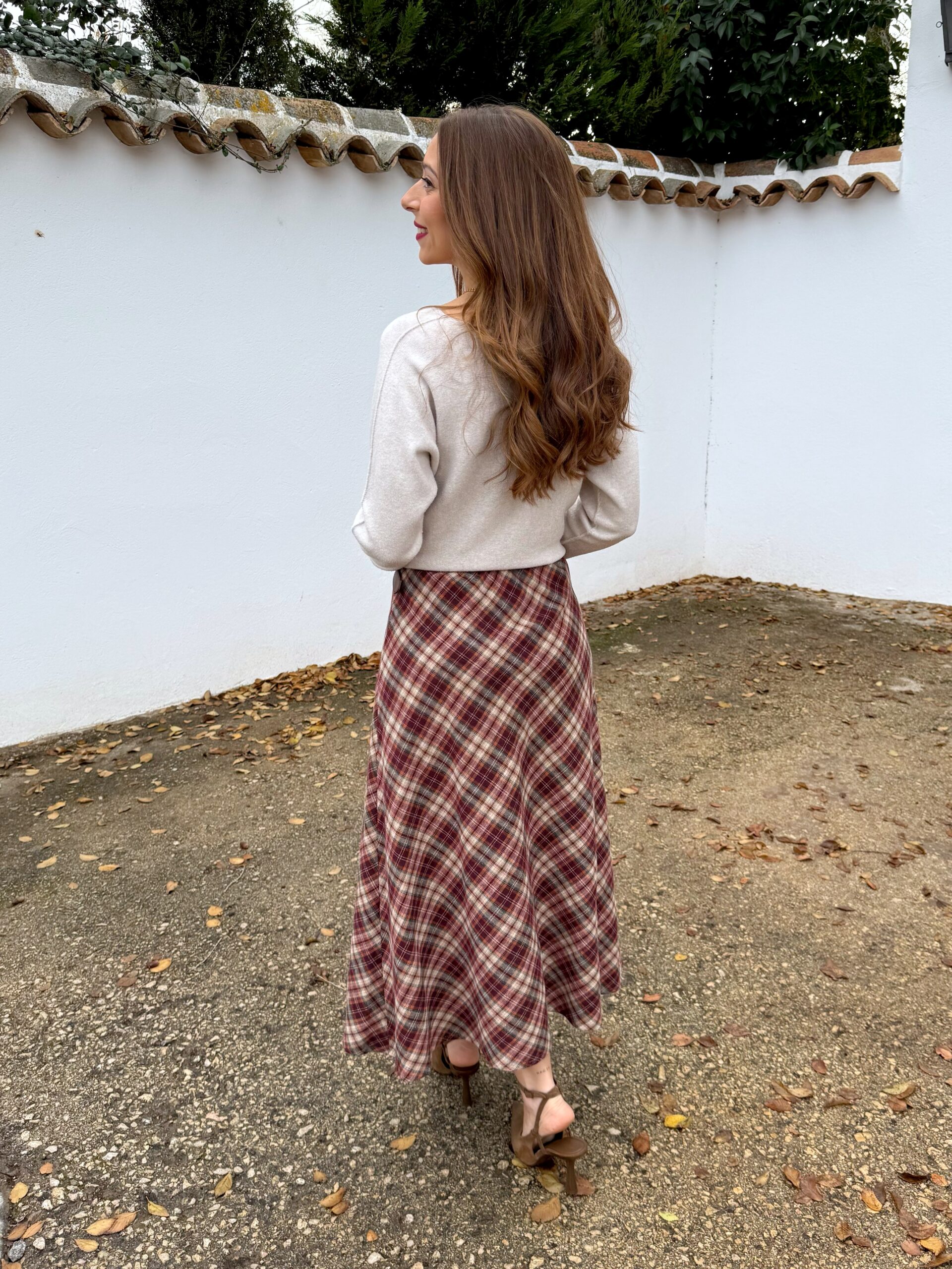 Falda Gales Burdeos - Imagen 6