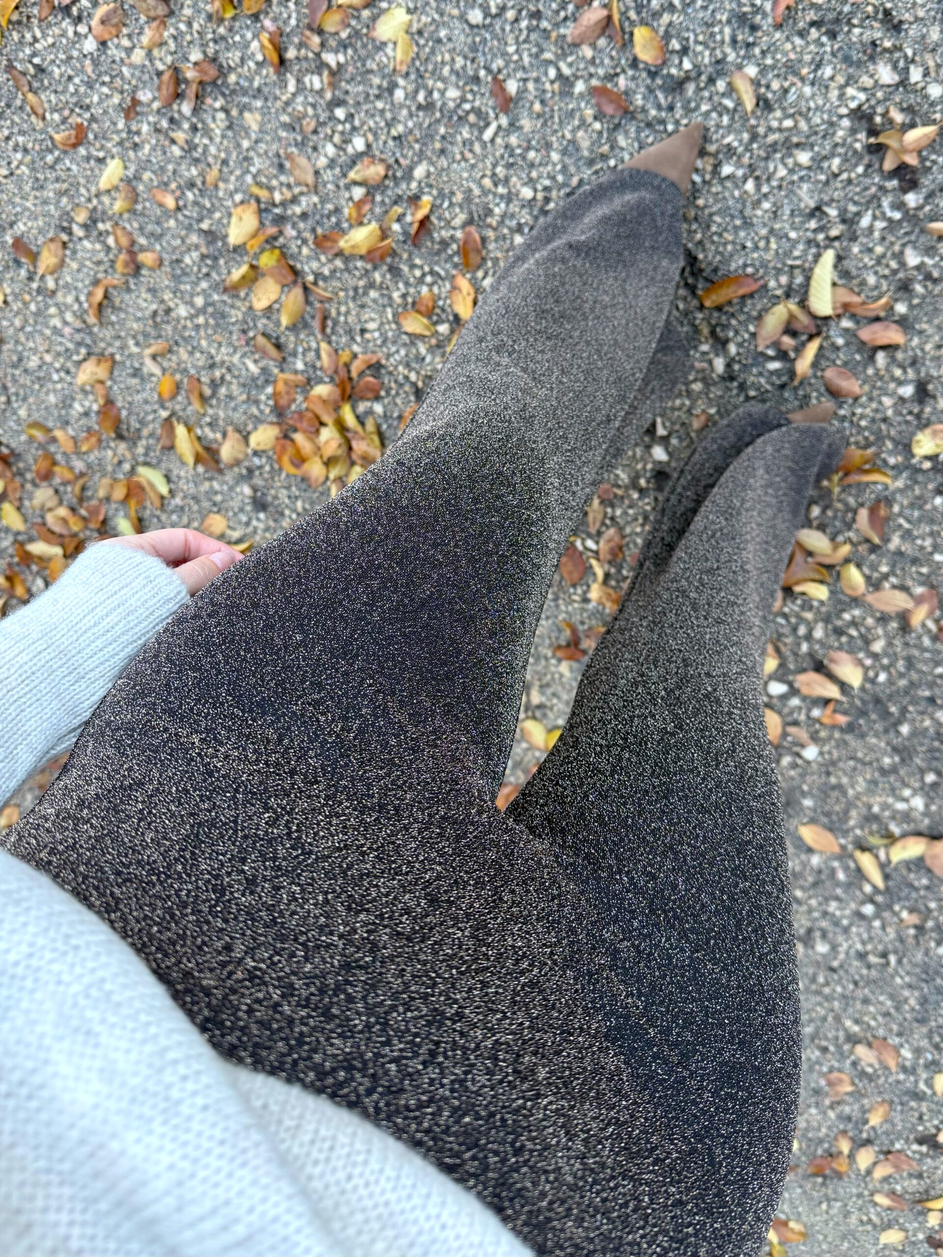 Pantalón Elástico Brillo Dorado - Imagen 4