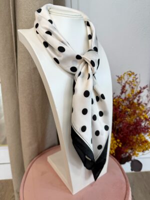 Pañuelo Seda Lunares