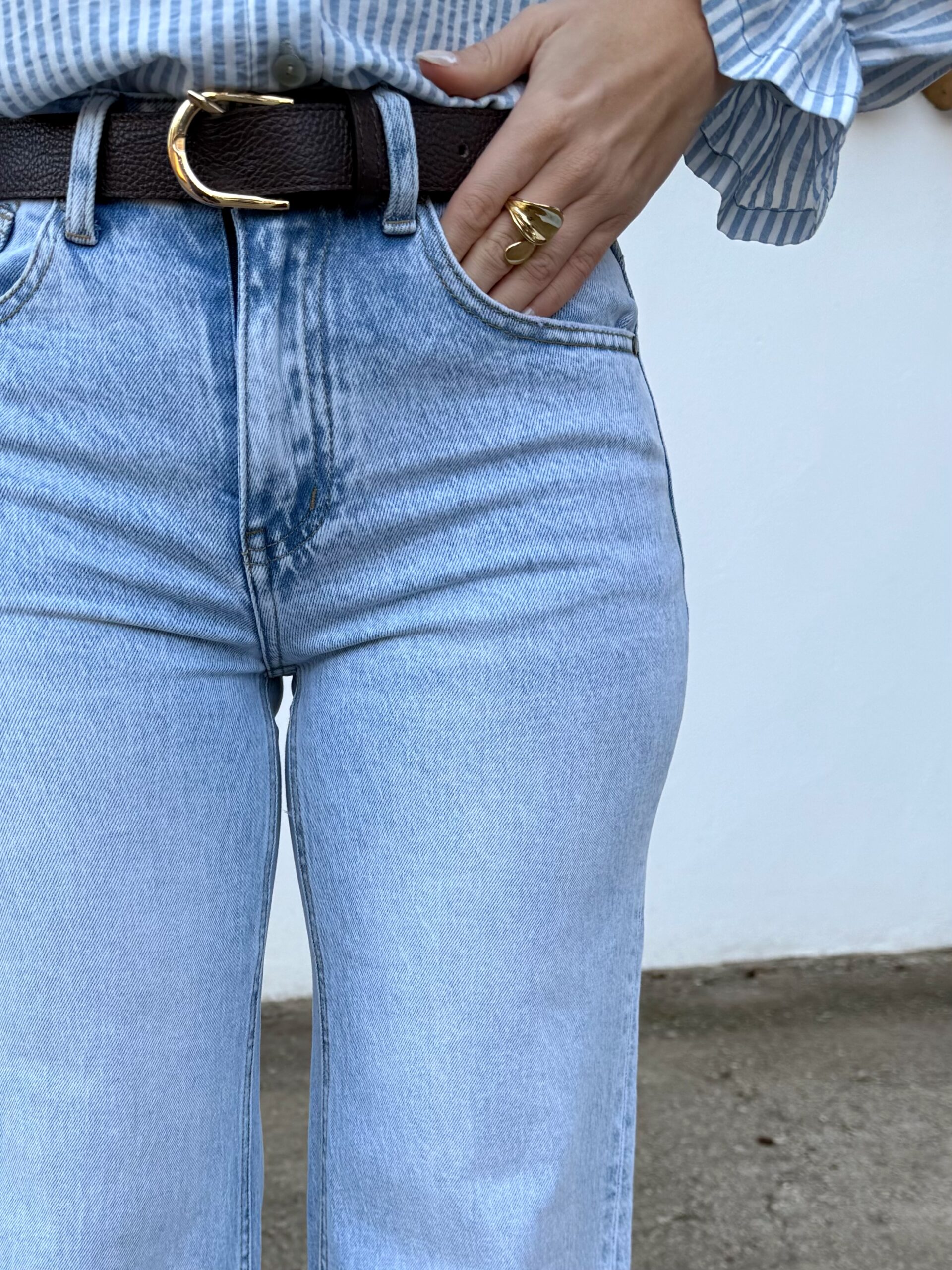 Pantalón Vaquero Claro Recto Desflecado - Imagen 2