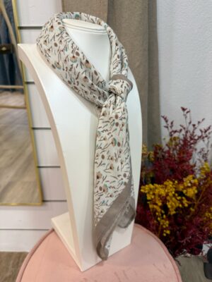 Pañuelo Algodón Florecitas