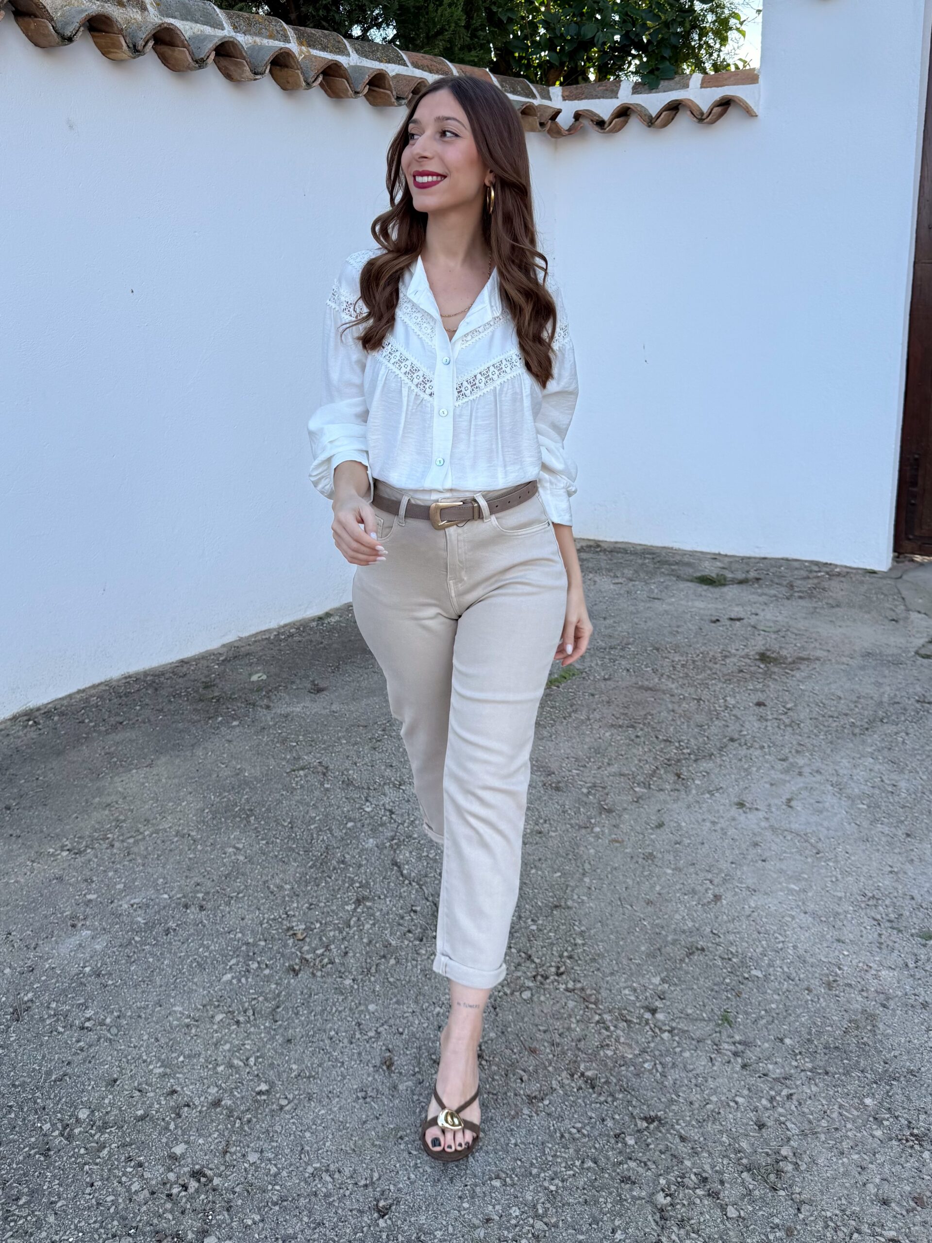 Pantalón LeVs Mom Fit Beige - Imagen 3