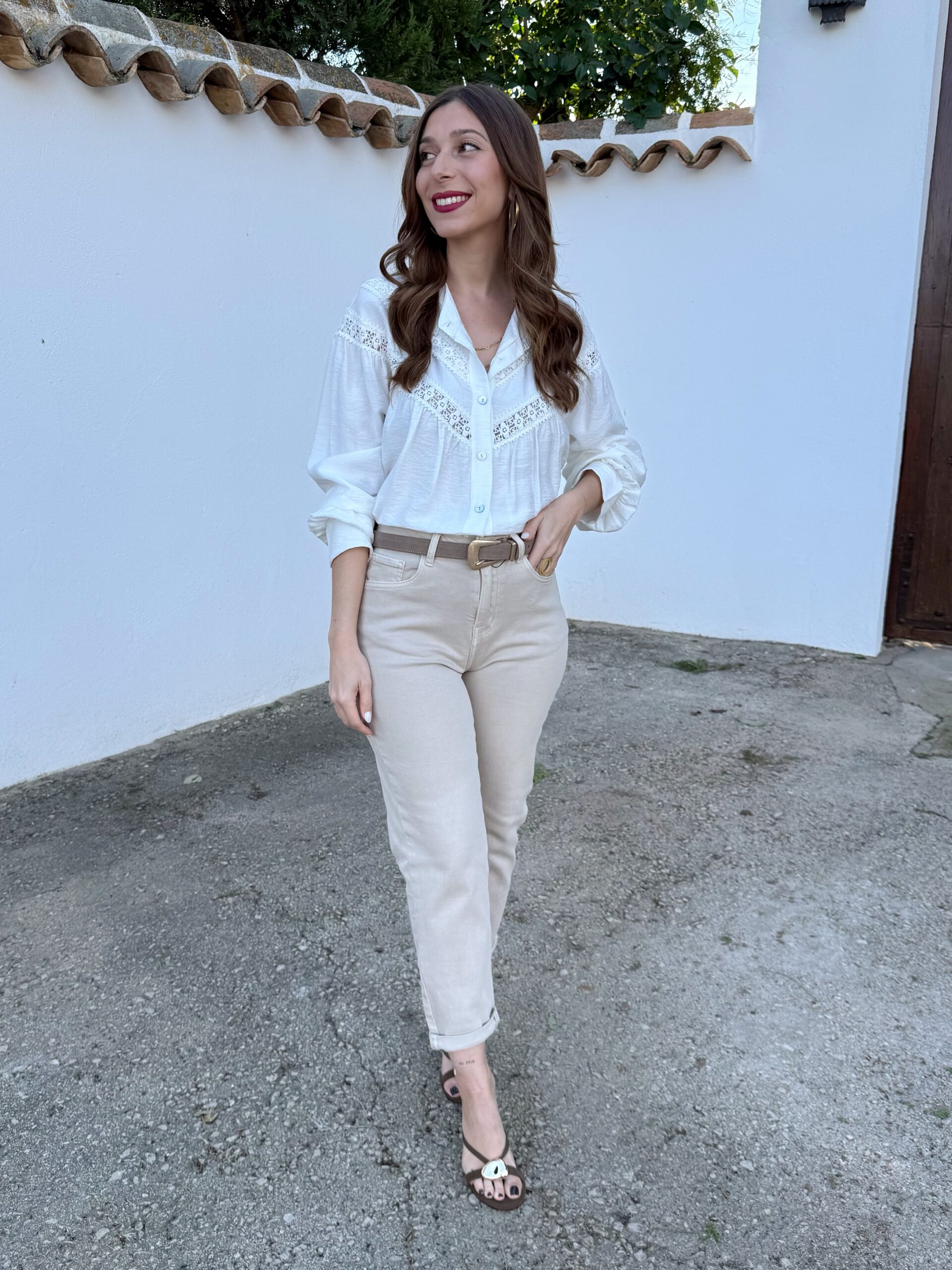 Pantalón LeVs Mom Fit Beige - Imagen 6