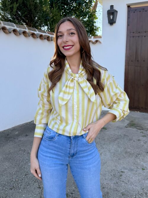 Camisa Pañuelo Amarilla