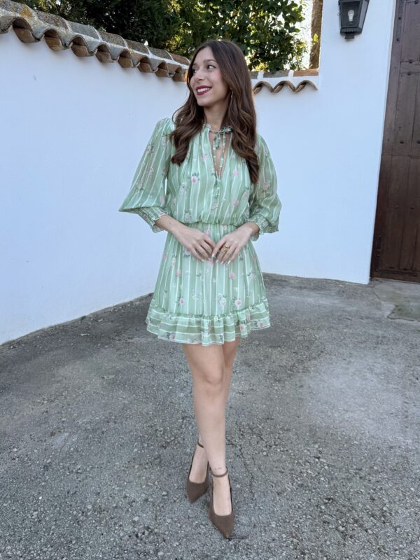 Vestido Corto Flores Verde