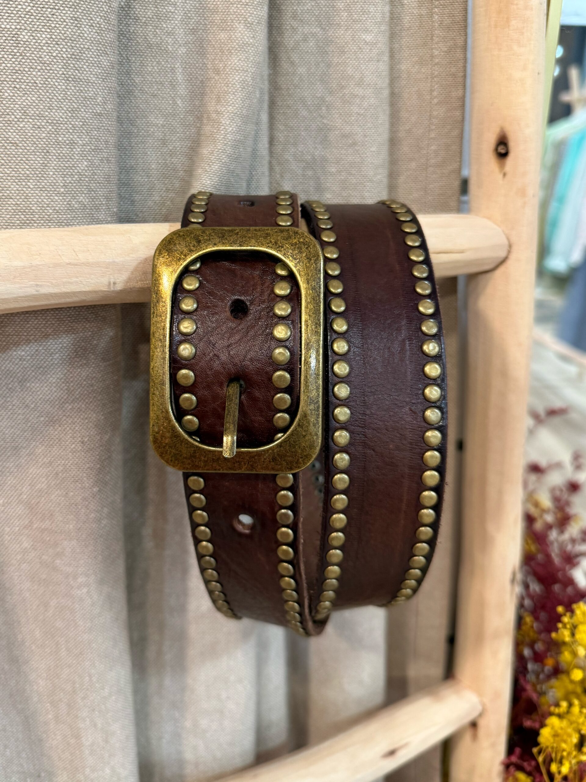 Cinturón Piel Tachas Marrón - Imagen 2