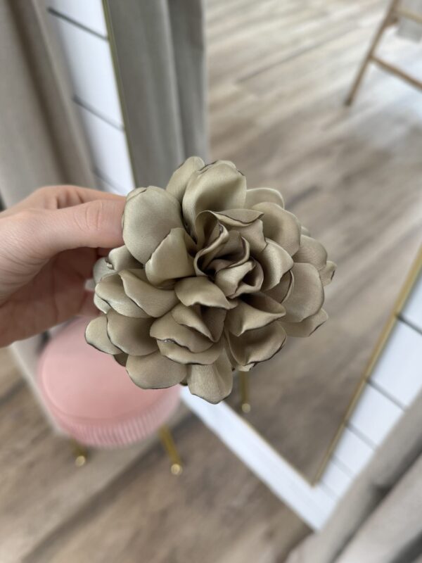 Pinza Flor Verde