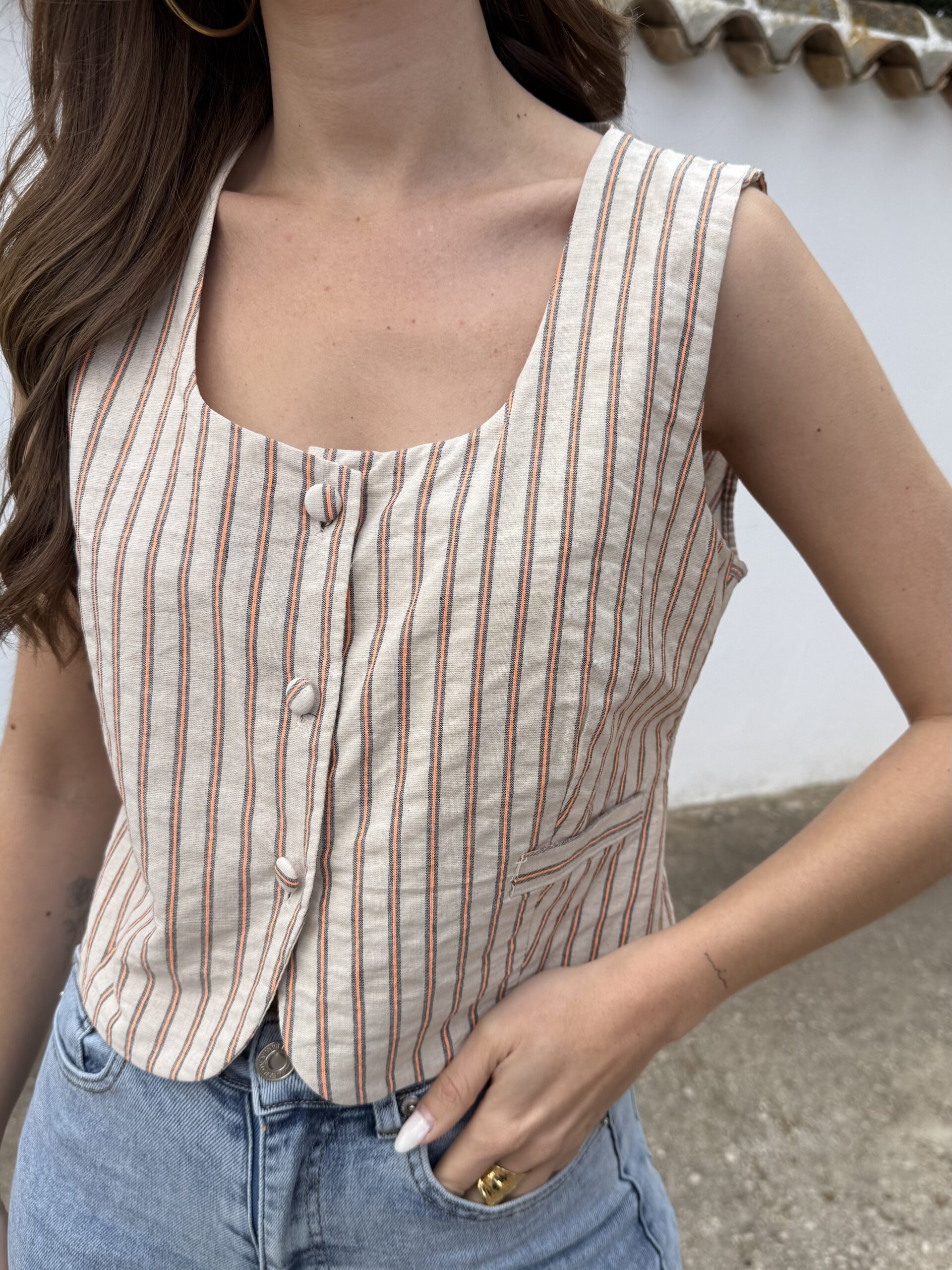 Chaleco Rayas Lino Beige - Imagen 2