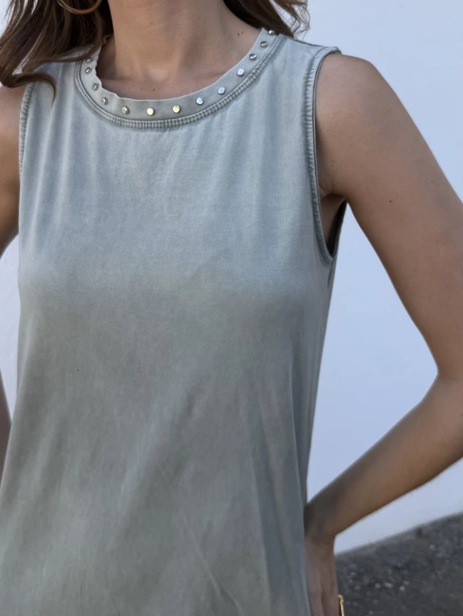 Vestido Tachas Verde