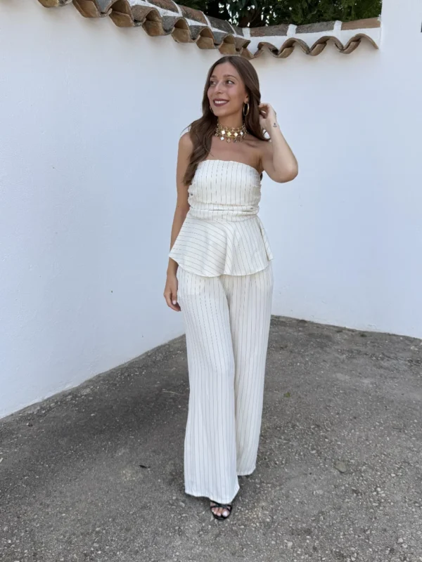 Conjunto Beige Raya Diplomática