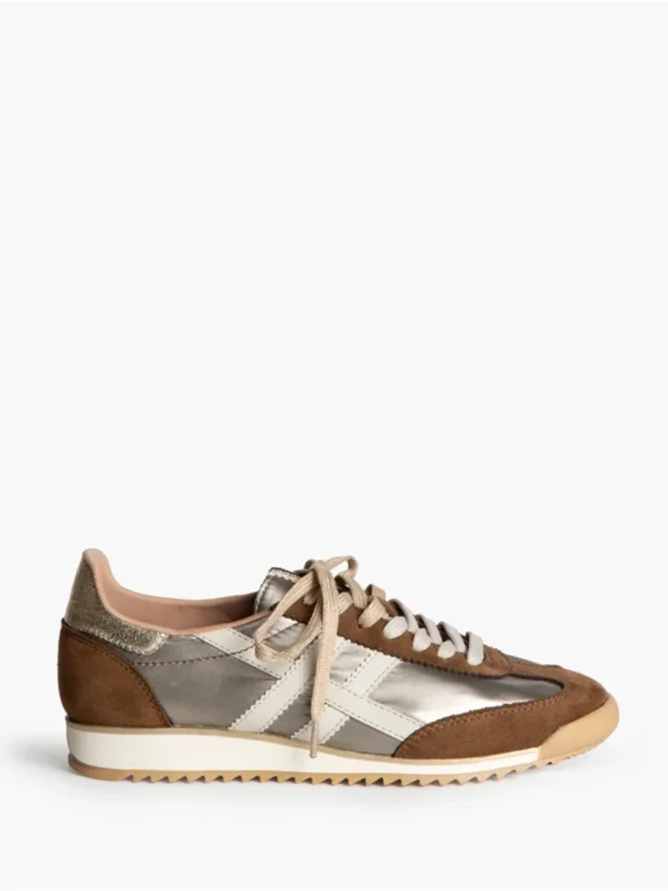 Deportiva Camel Metalizada
