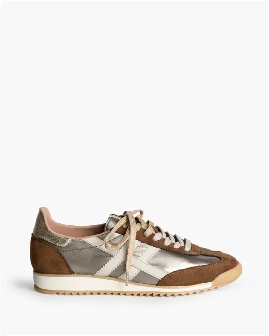 Deportiva Camel Metalizada