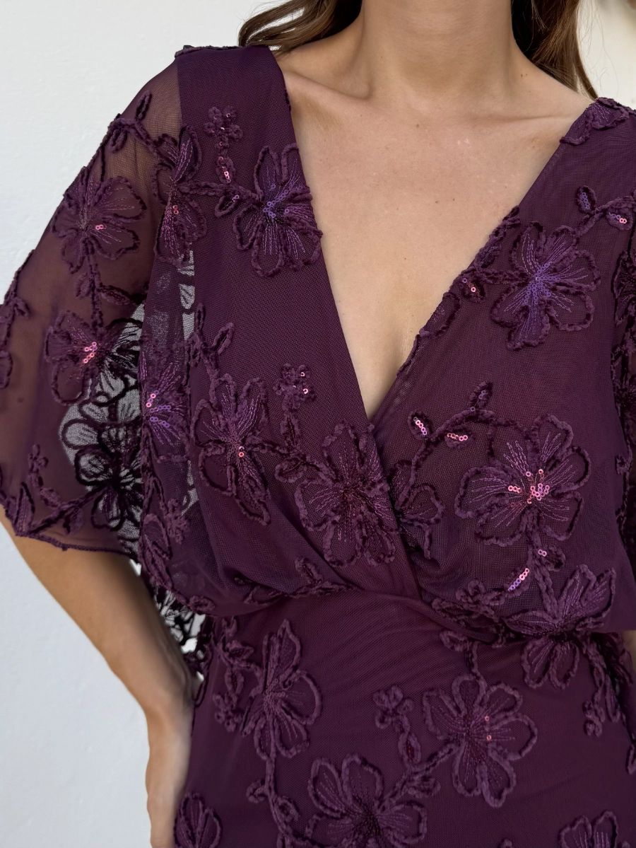 Vestido Bordado Burdeos - Imagen 4