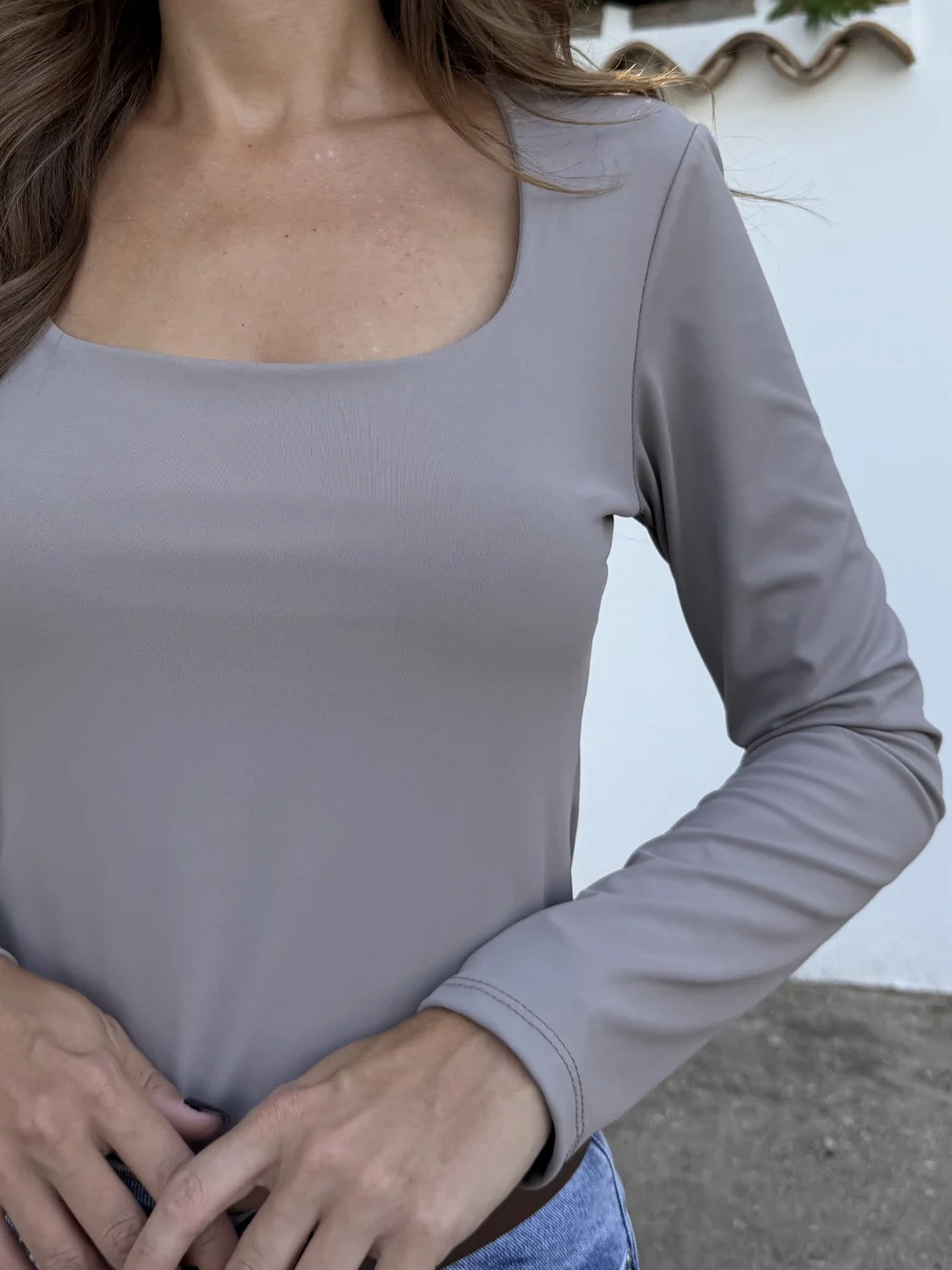 Camiseta Escote Cuadrado Taupe - Imagen 2