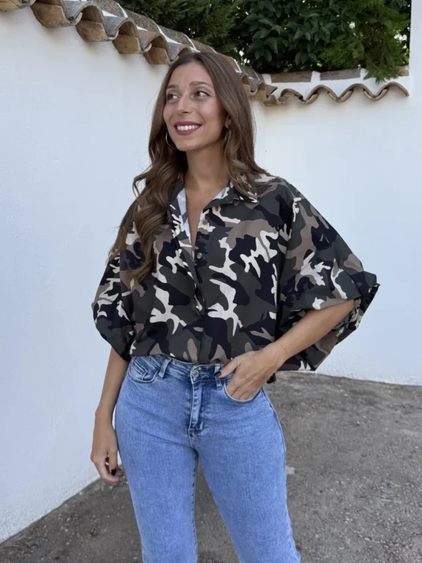 Camisa Camo Verde Abullonada