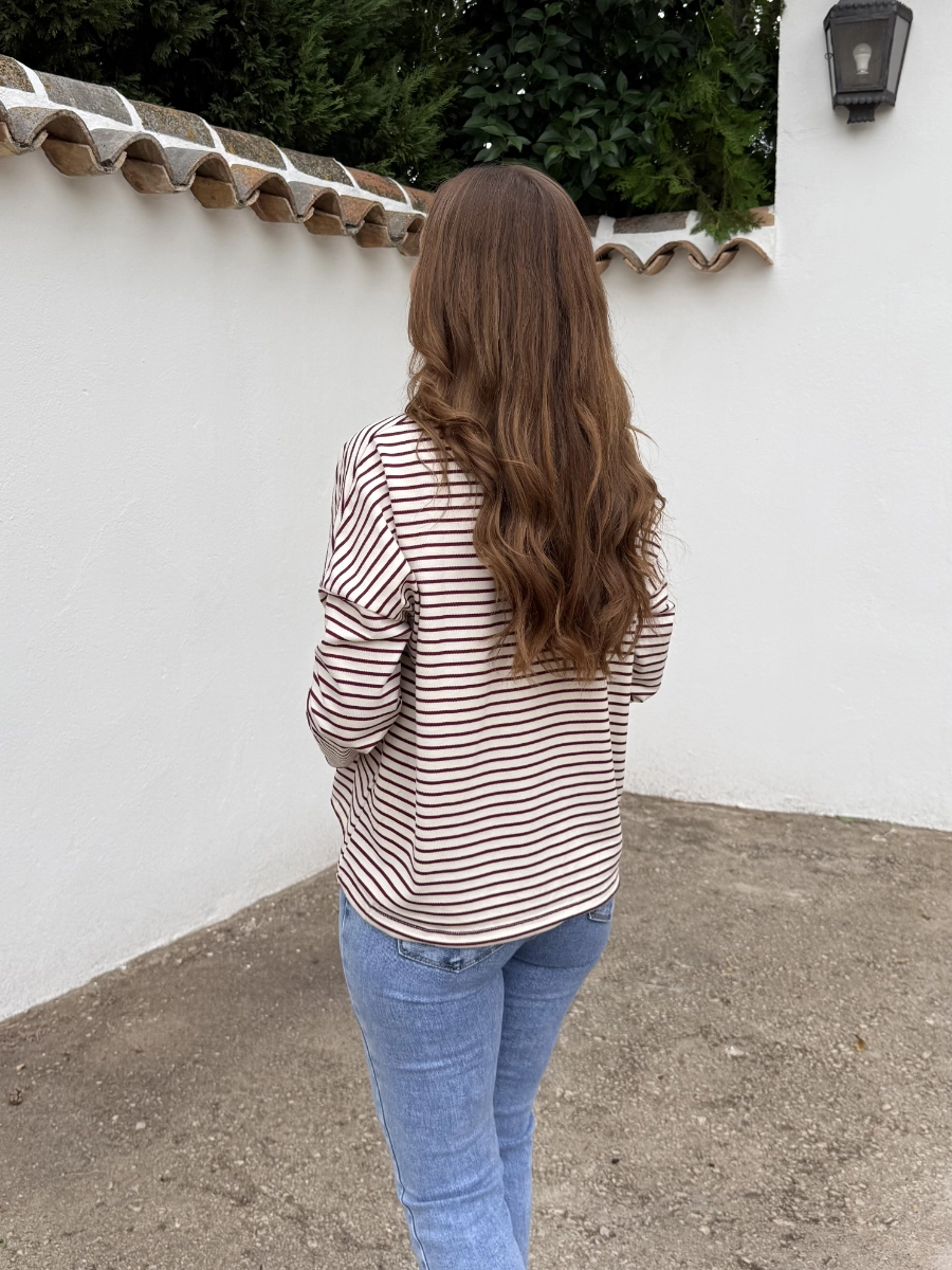Camiseta Julia Burdeos - Imagen 3