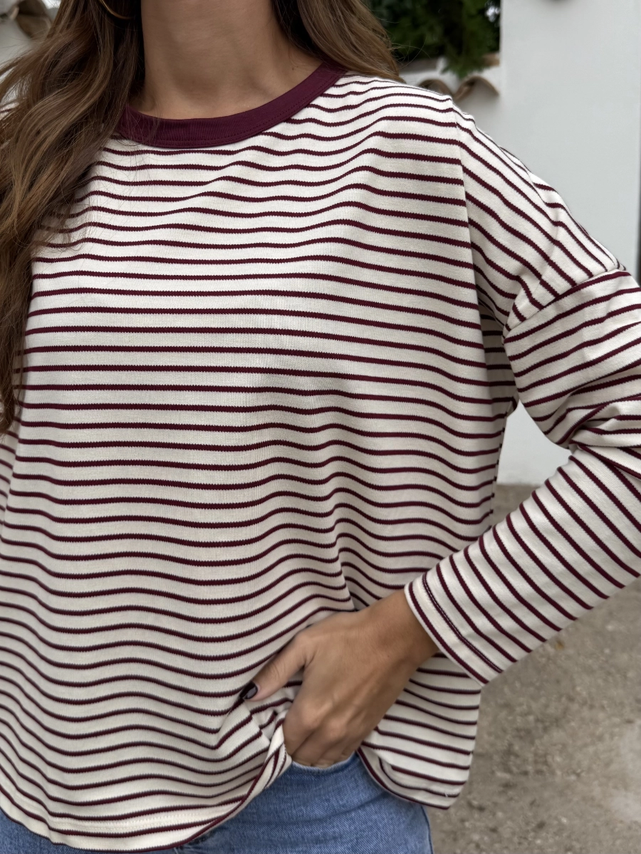 Camiseta Julia Burdeos - Imagen 2