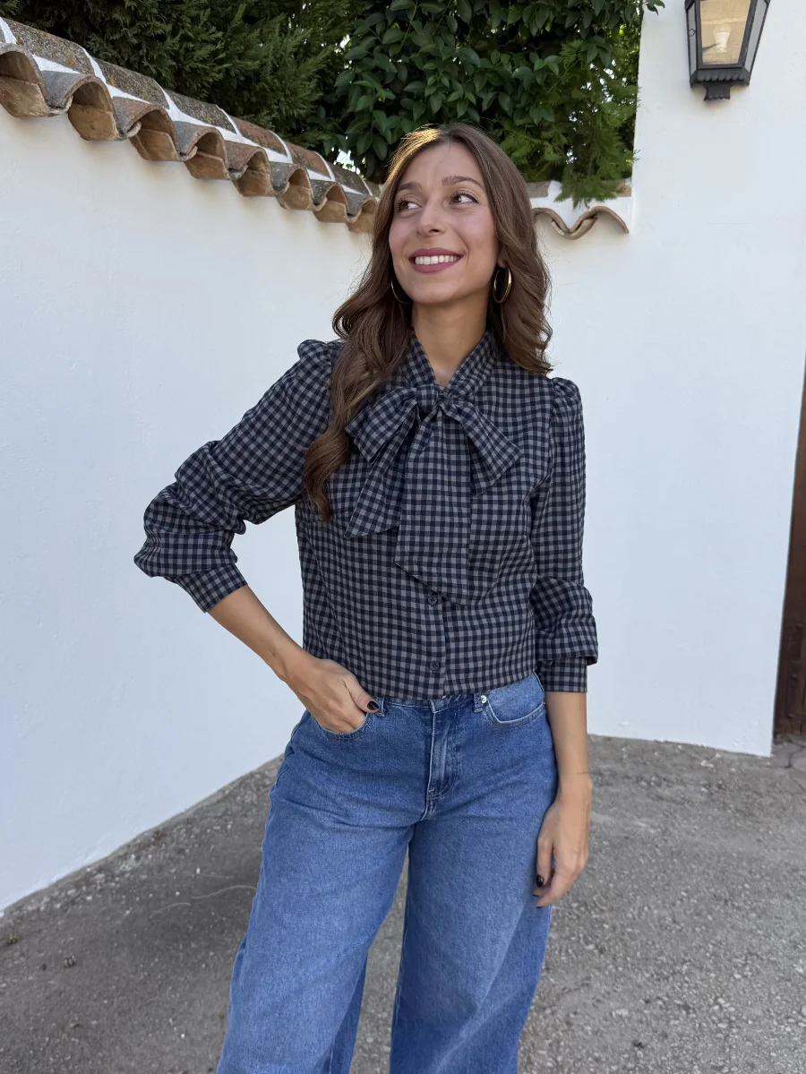 Camisa Diana Lazo Azul Marino - Imagen 4