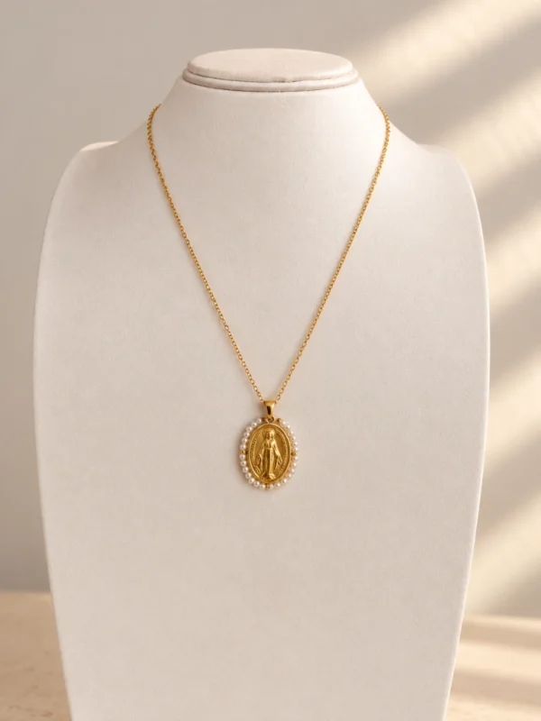 Collar Virgen Milagrosa Maxi Perlas