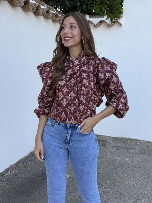 Blusa Cruzada Selena Burdeos